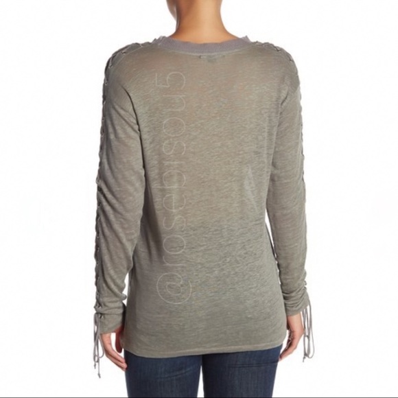 ➰HP!➰{ACROBAT} GRAY Lace-Up Detail Long Sleeve Tee - Picture 7 of 8